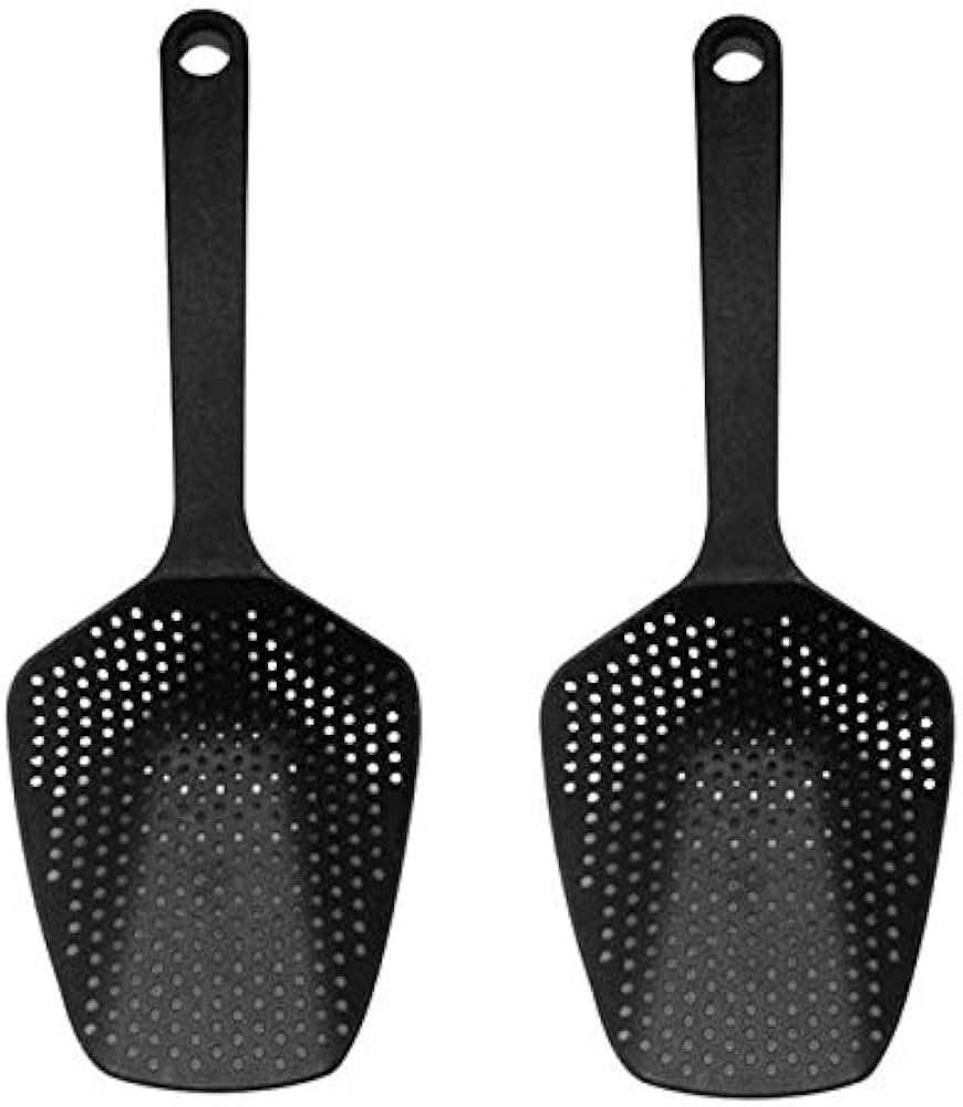 Strainer spoon